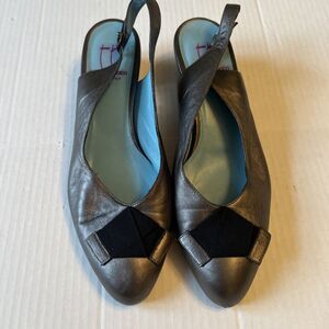 THIERRY RABOTIN 39.5/ 8.5-9 Gray Slingback Low Heels Sandals Soft VERY GOOD